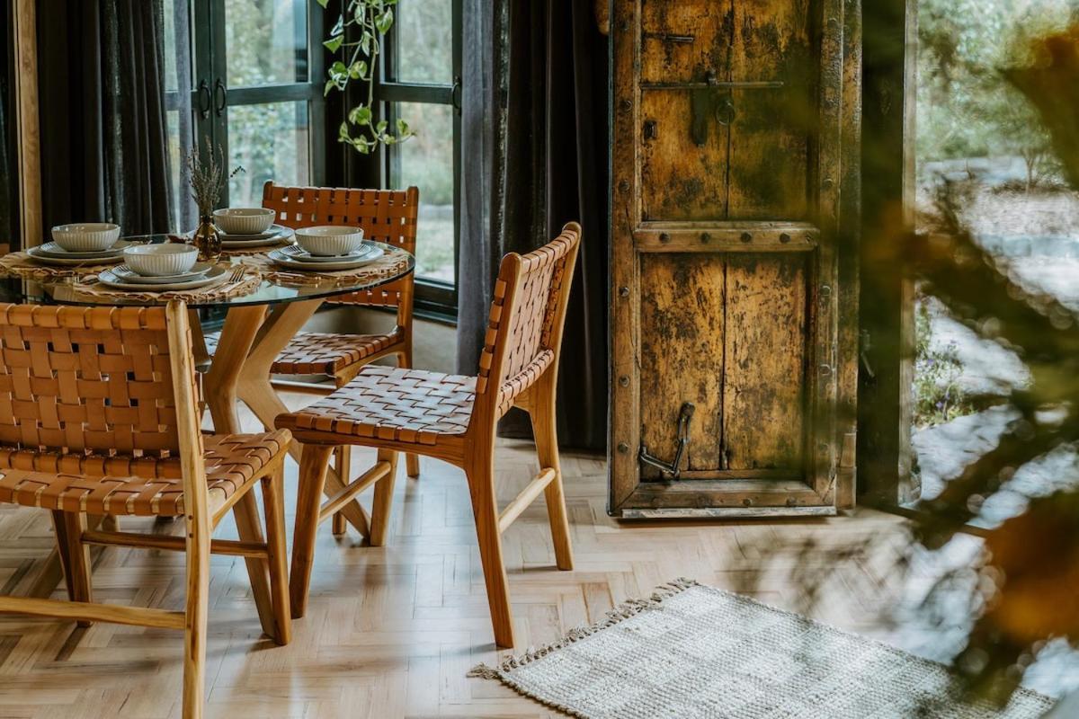 The Temple - Country Farm Retreat Villa Launching Place Екстериор снимка