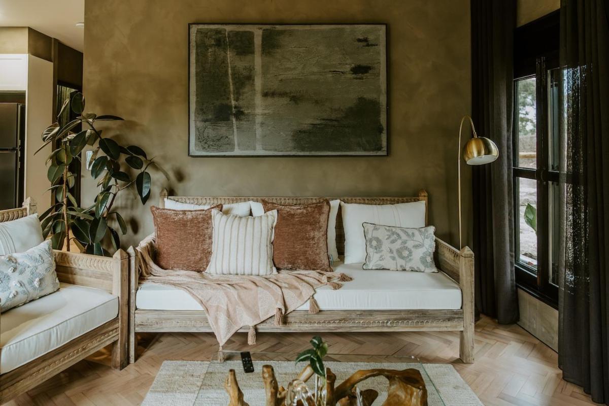 The Temple - Country Farm Retreat Villa Launching Place Екстериор снимка