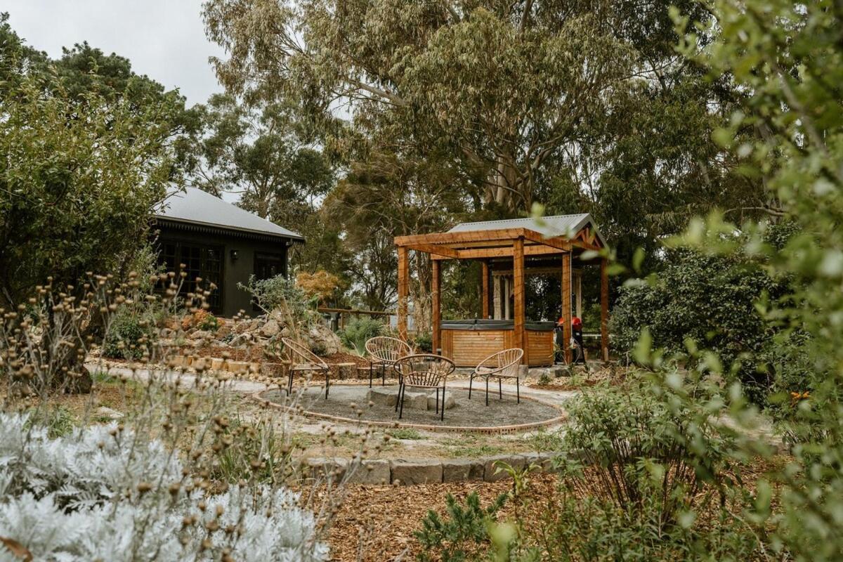 The Temple - Country Farm Retreat Villa Launching Place Екстериор снимка